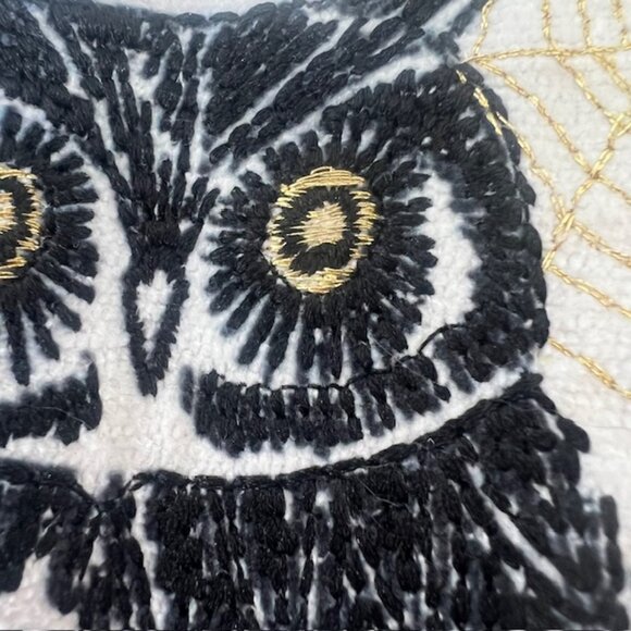 Cynthia Rowley Halloween Black White Table Runner...